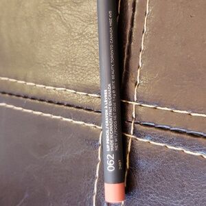 Bite lip pencil, Free with purchase
